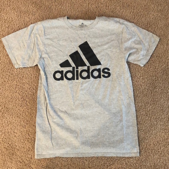 Adidas t shirt - Picture 1 of 1